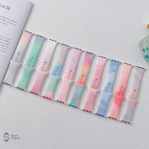 Bracelet coloré silicone nuages pour Apple Watch